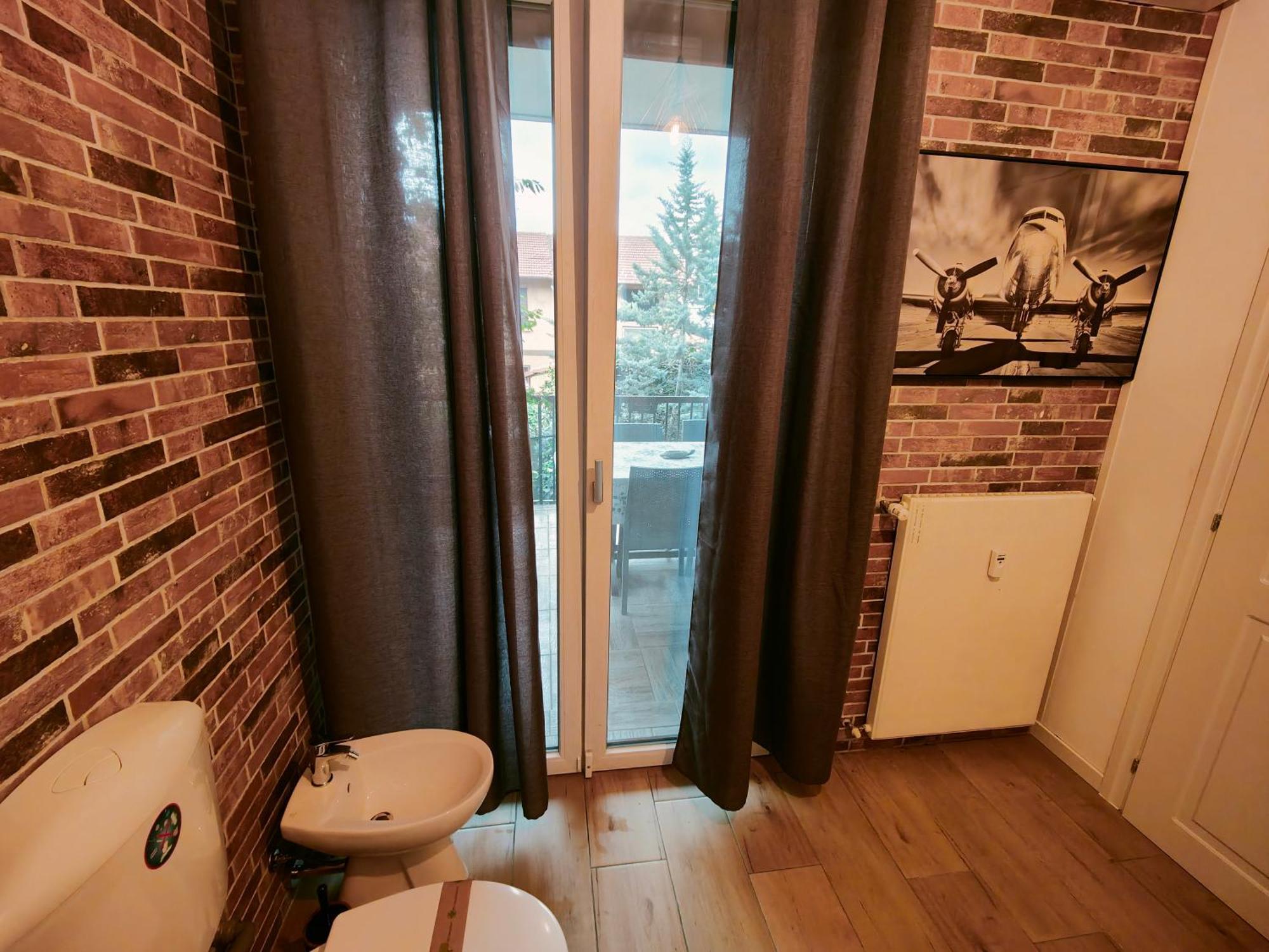 Mc Fly Rooms Malpensa Airport Gallarate Bagian luar foto