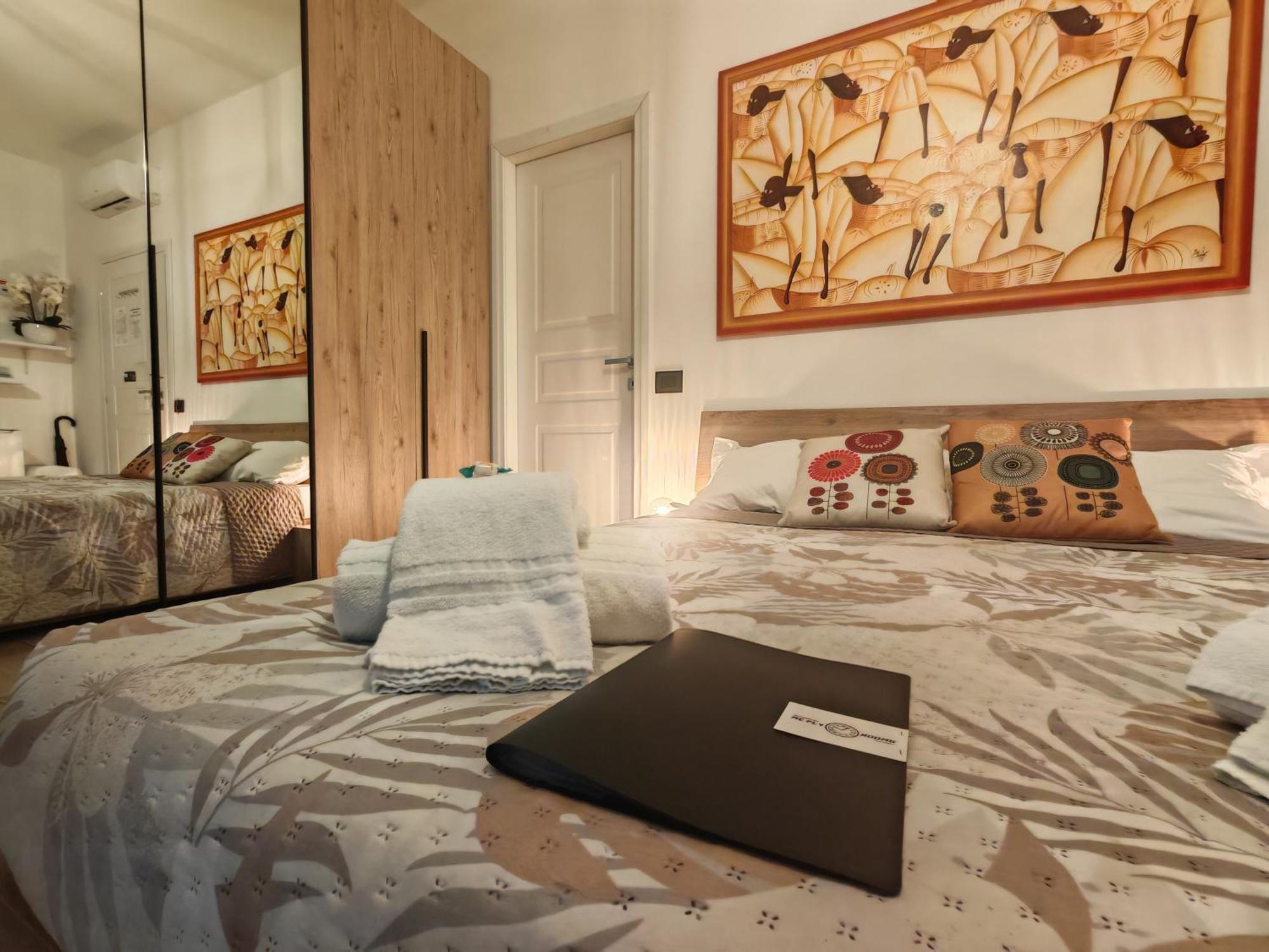 Mc Fly Rooms Malpensa Airport Gallarate Bagian luar foto
