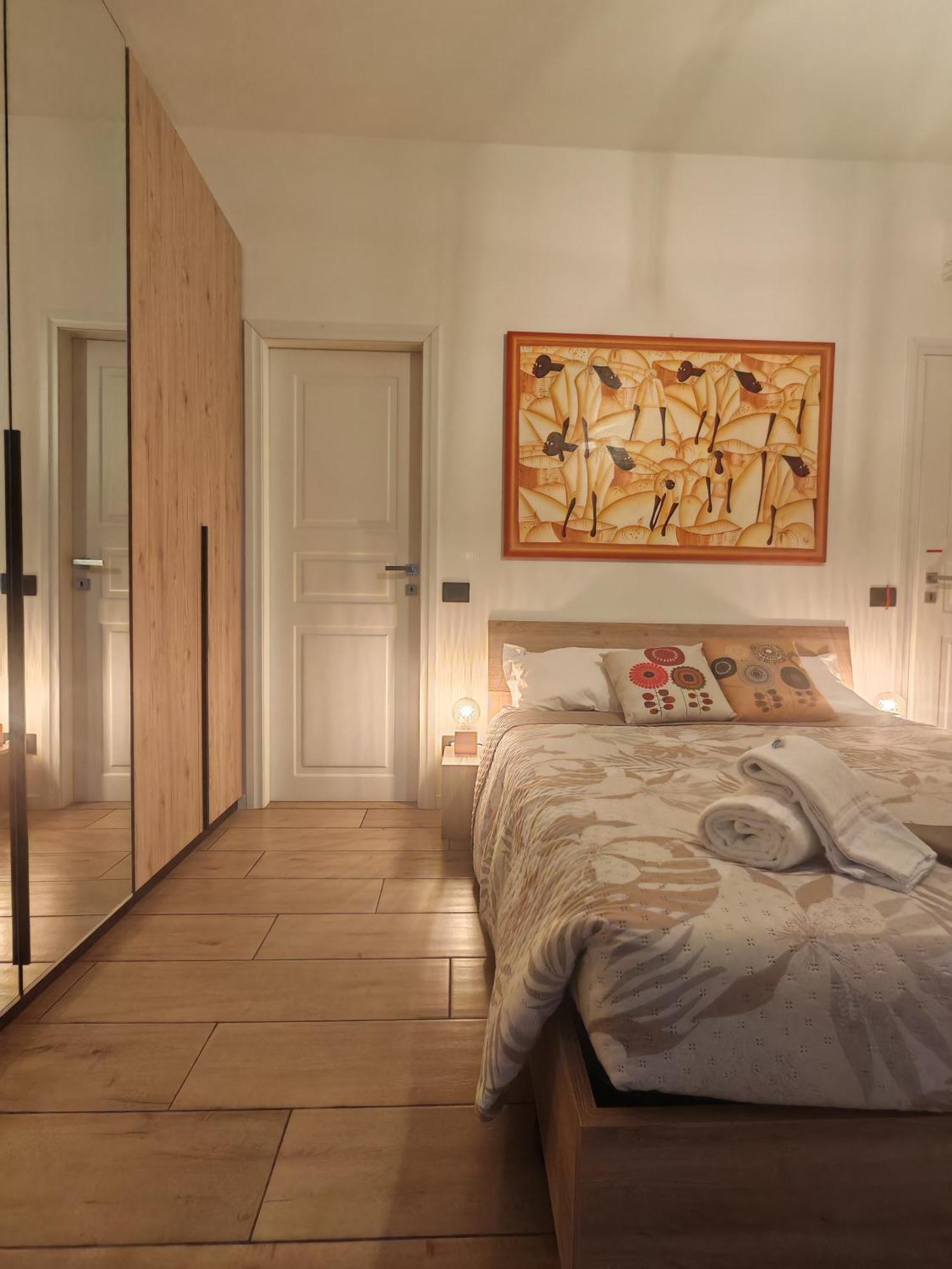 Mc Fly Rooms Malpensa Airport Gallarate Bagian luar foto