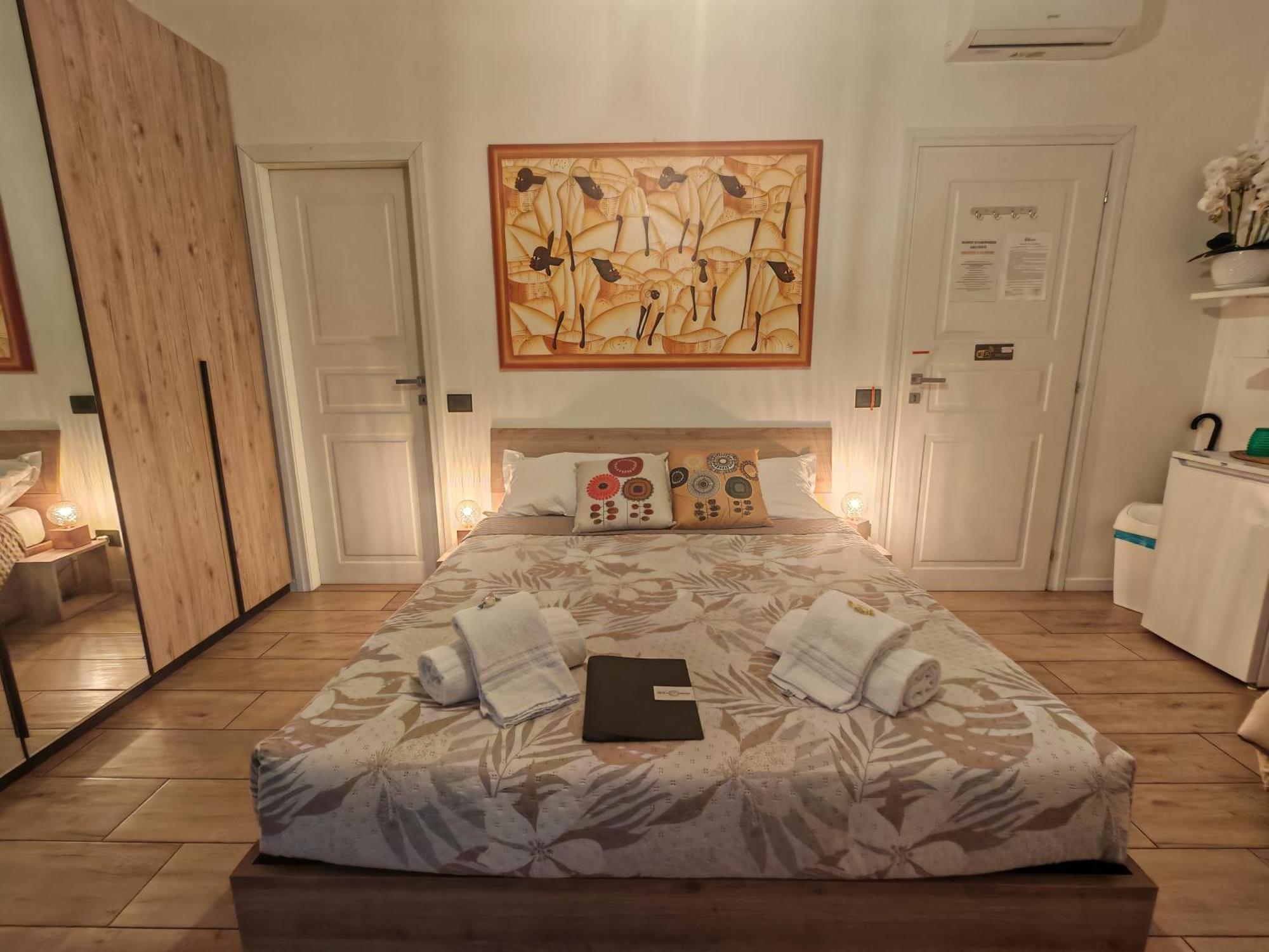 Mc Fly Rooms Malpensa Airport Gallarate Bagian luar foto